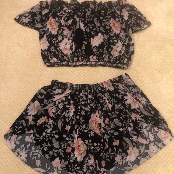 Two Piece Summer Set - Picture 1 of 3